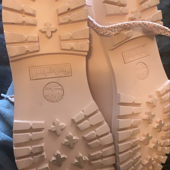 Timberland Boots | Women’s 8.5 - Picture 8 of 8
